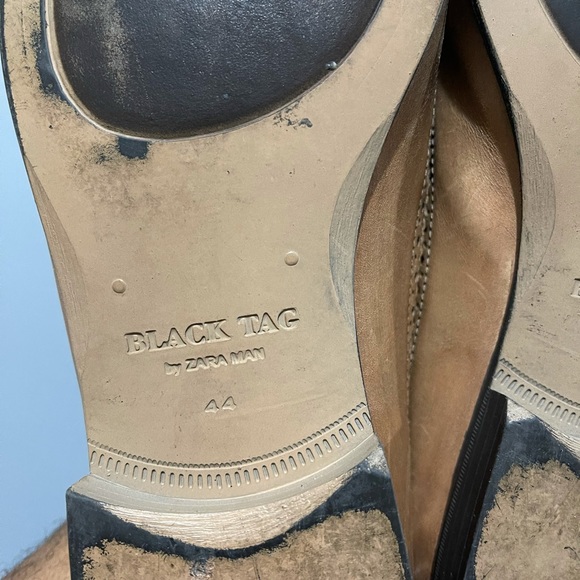 Zara Brogues Shoes. Tan color. Sz 44 - Picture 6 of 16